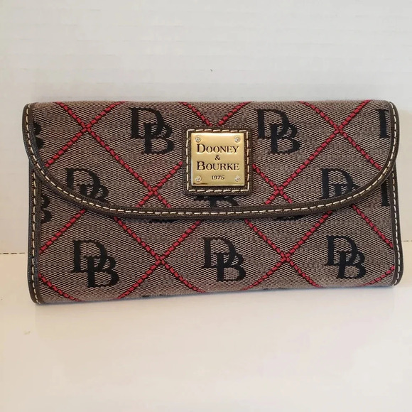 Dooney and Bourke Maxie  Quilt Wallet Brown/Red. - Picture 1 of 7